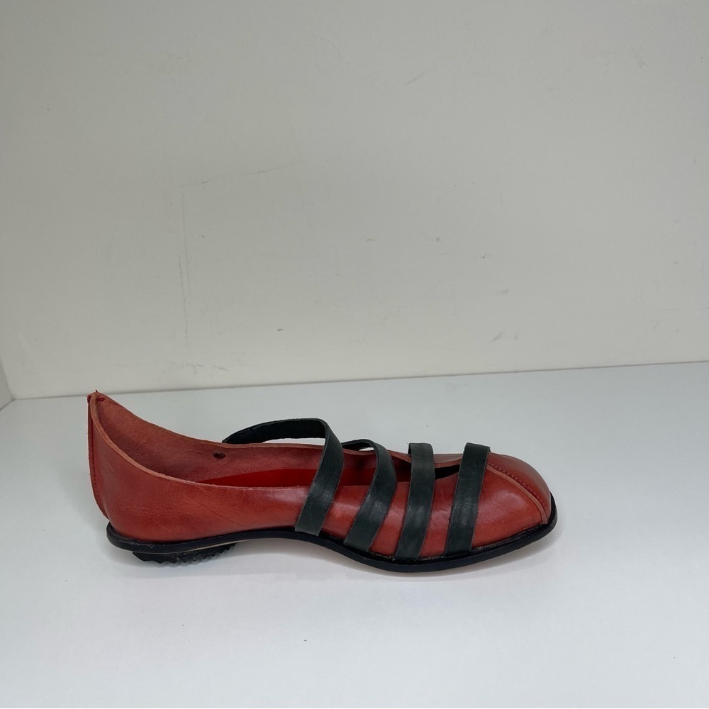 Cydwoq Jail Women's Shoe hand made Cottagecore ballet flat l - Picture 8 of 13